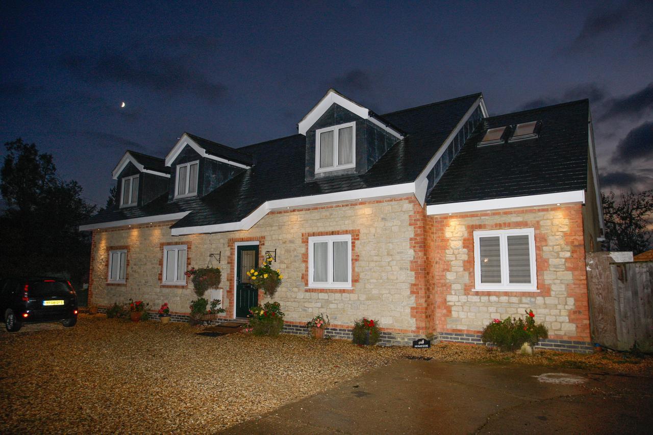 Homeside B&B 실버스톤 외부 사진